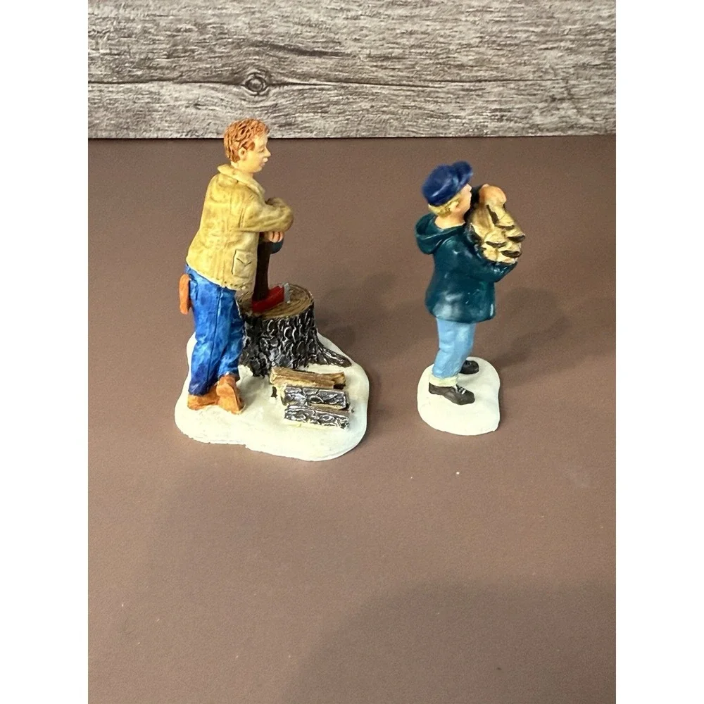 Beauty Restore Lemax 2000 Helping Dad Village Collection # 02411 Retired